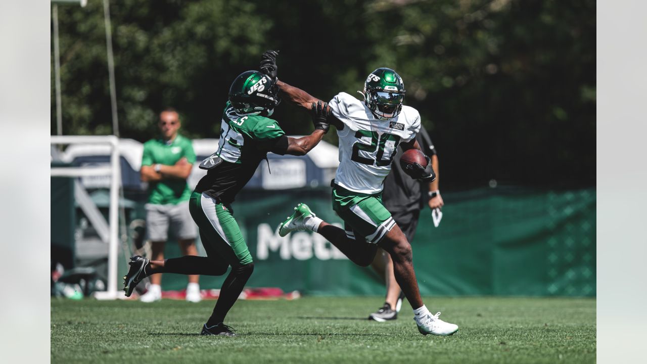 Jets Training Camp Notes 7/27: Garrett Wilson injury update, Saleh responds  to Sean Payton