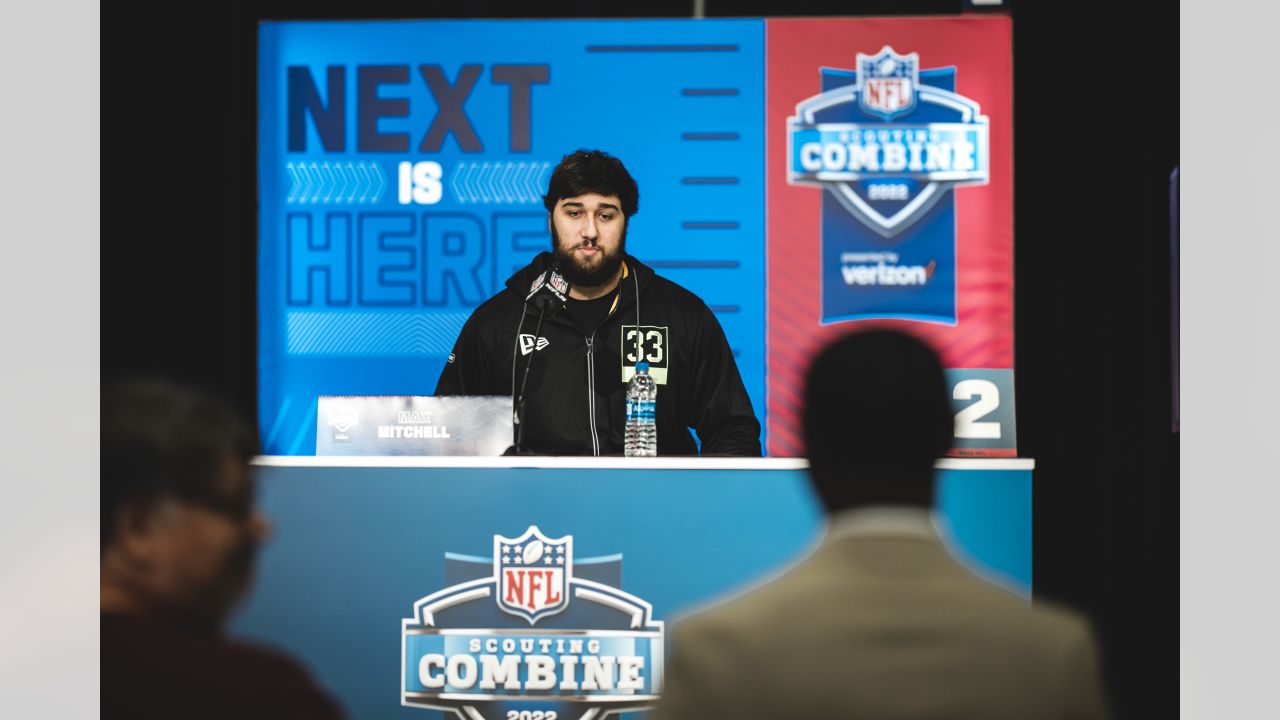 Gallery  Behind the Scenes Photos at the 2022 NFL Combine
