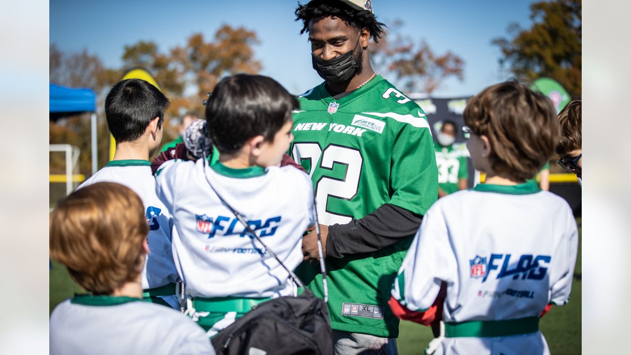 Jets Players Help Coach Play 60 Flag Football Program with Local Sixth  Graders