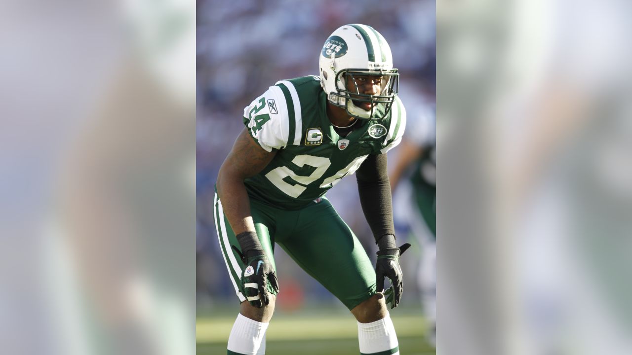 A Timeline of the Jets' Uniforms Through the Seasons