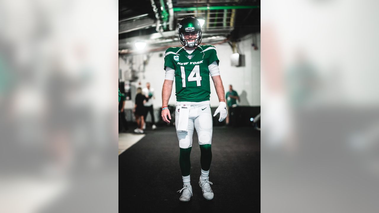 Fiery Sam Darnold Has the Jets Fired Up