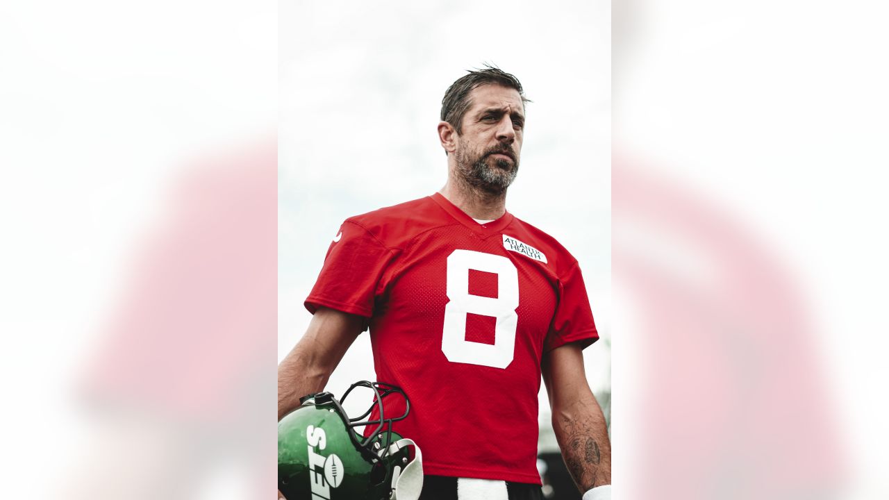 Joe Namath praises Aaron Rodgers for switching jersey number with Jets