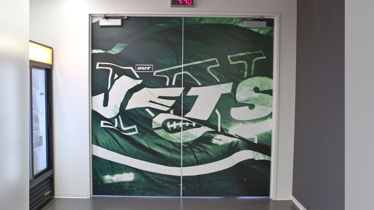 Inside the Jets Locker Room