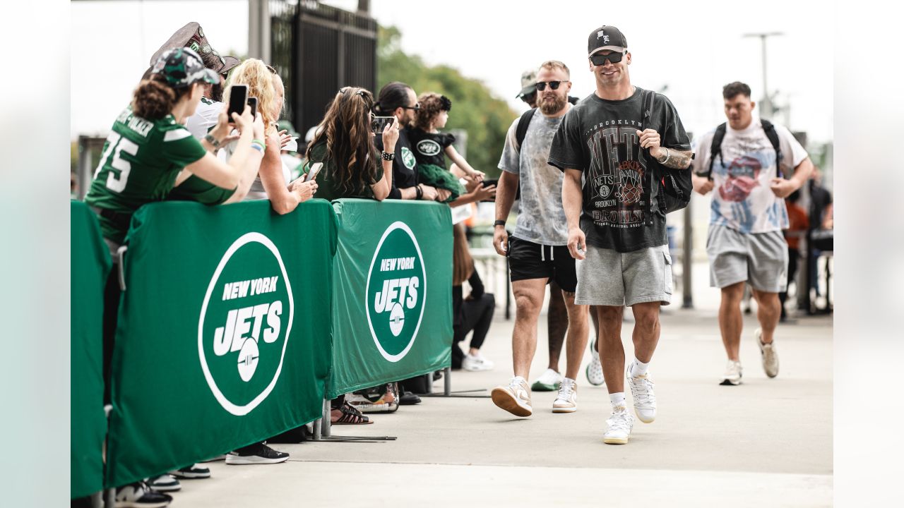 Gameday Gallery  Top Photos of the Jets Arriving for Preseason