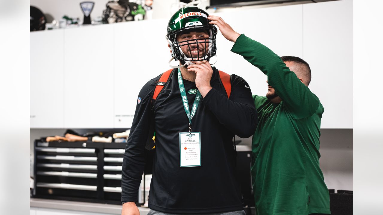 Gallery  2022 Jets Rookies Getting Fitted for Their Helmets