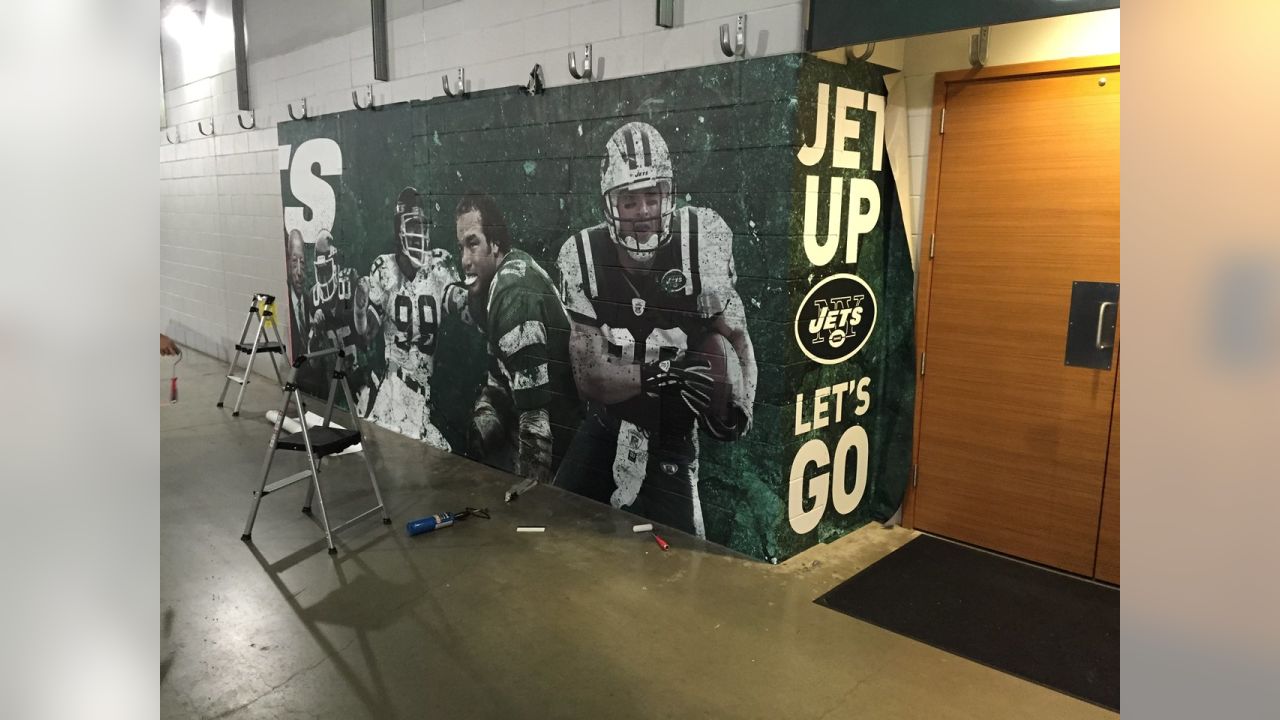 Jets Locker Room Gets a Facelift