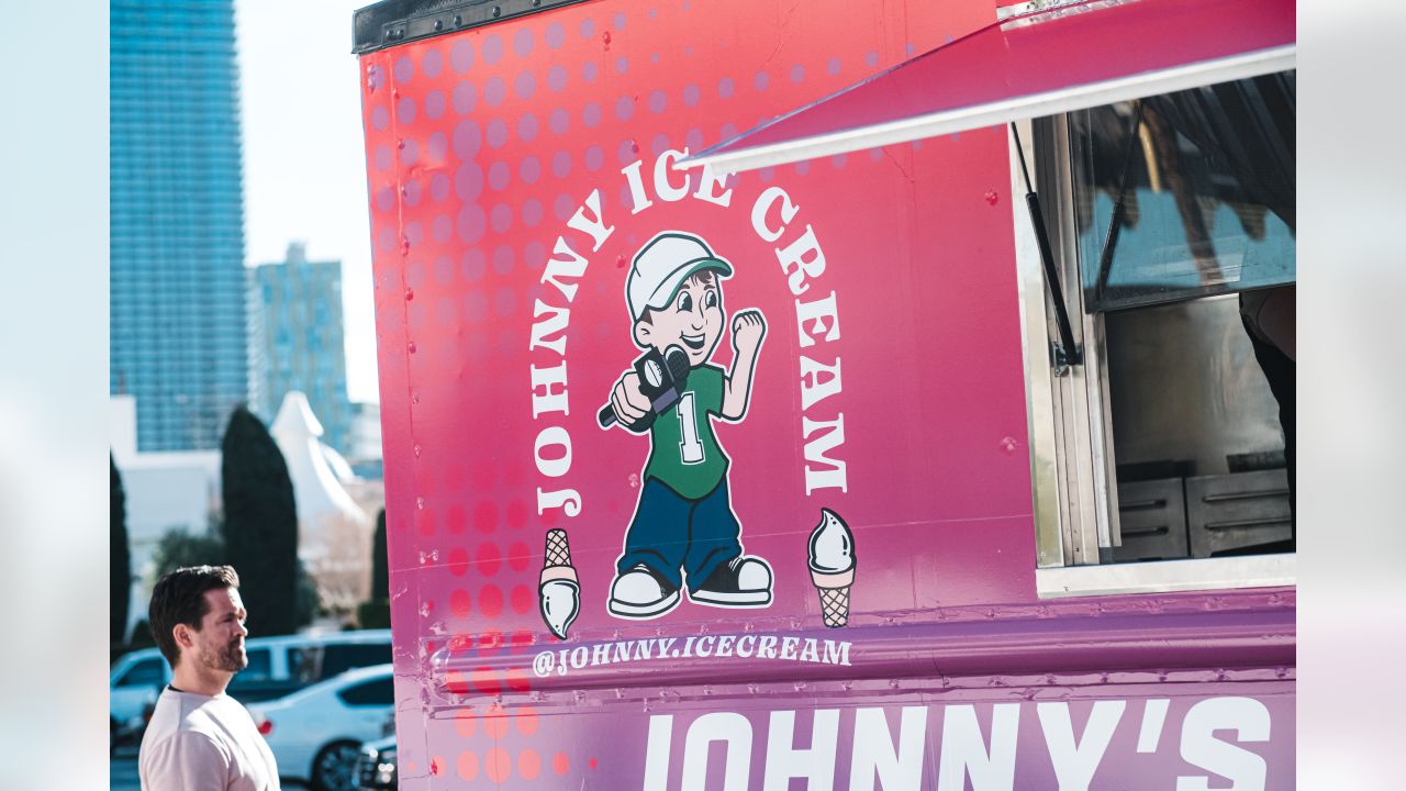 Gallery  Johnny Welcomes the Jets Pro Bowlers to an Ice Cream Truck in Las  Vegas