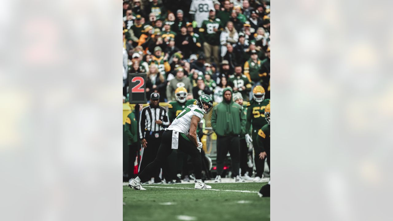 Jets stun the Packers 27-10 at Lambeau field as Packers drop to 3-3 on the  season, American Football