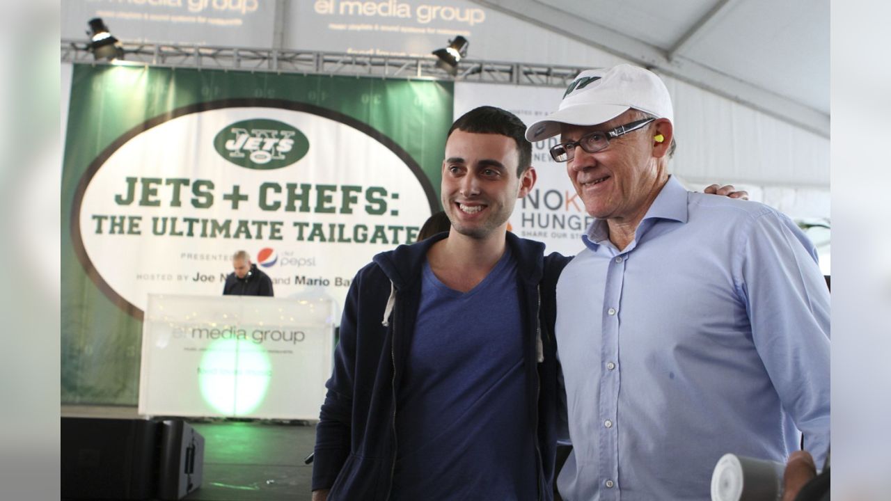 Jets + Chefs: The Ultimate Tailgate Hosted by Joe Namath and Mario