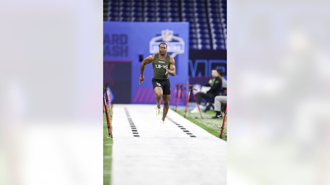 Jack Jones #DB19 of Arizona State runs a drill during the NFL Combine  News Photo - Getty Images