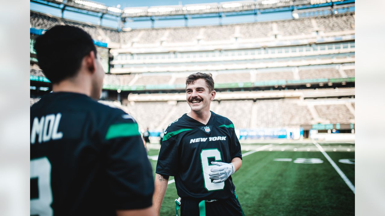 Top Photos from the First Jets vs. Giants Salute to Service Bowl