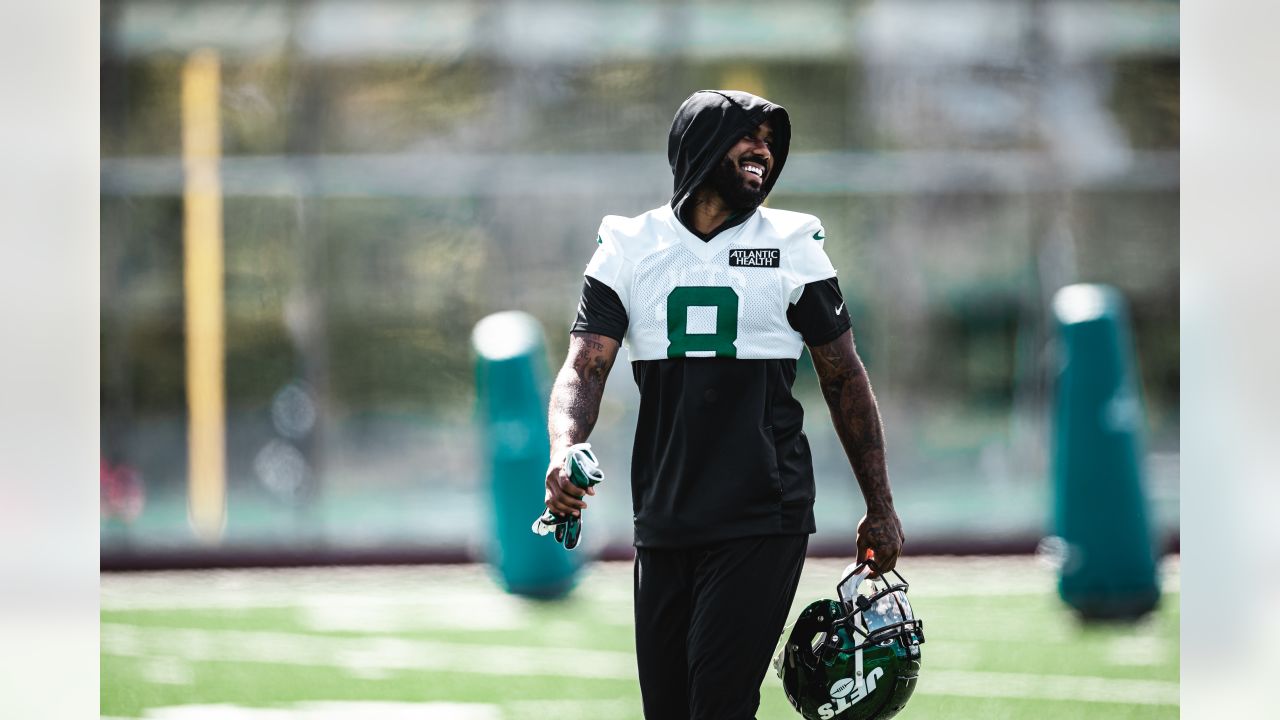 New York Jets' Jordan Whitehead, left and Jermaine Johnson celebrate a  turnover during an NFL football game against the Pittsburgh Steelers at  Acrisure Stadium, Sunday, Oct. 2, 2022 in Pittsburgh, Penn. (Winslow