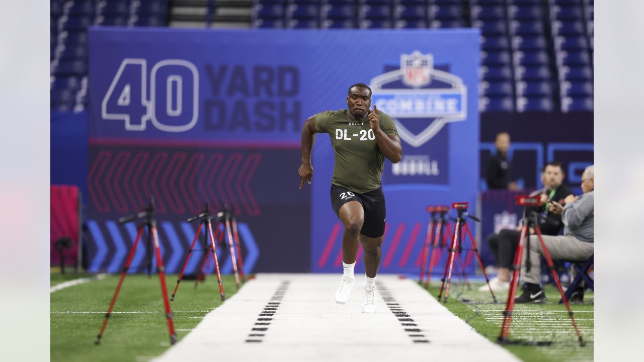 Defensive Linemen Run the 40-Yard Dash at 2023 NFL Combine: Nolan