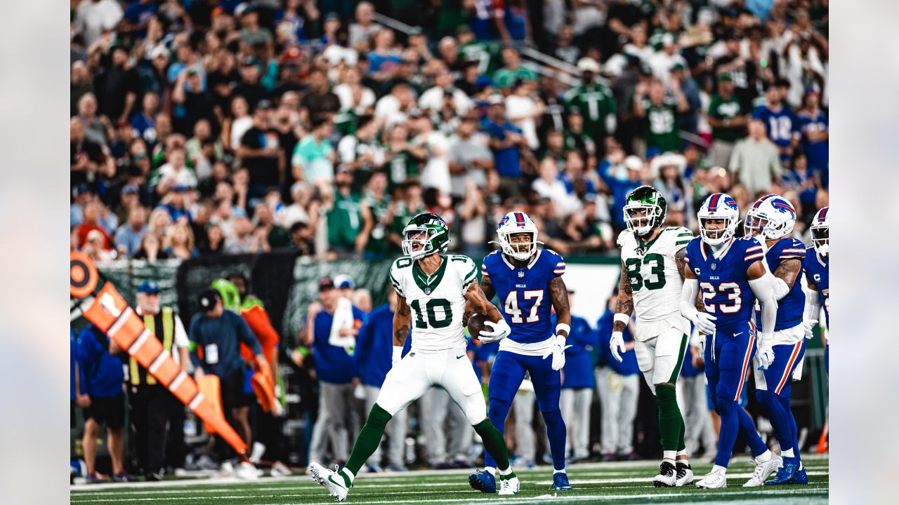 Jets-Bills Game Recap  Gutsy Jets Lose Aaron Rodgers to Injury