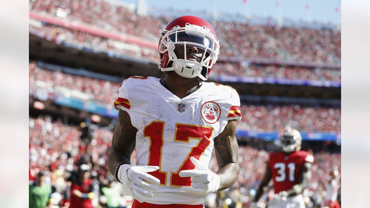 Kansas City Chiefs wide receiver Mecole Hardman (17) runs for a