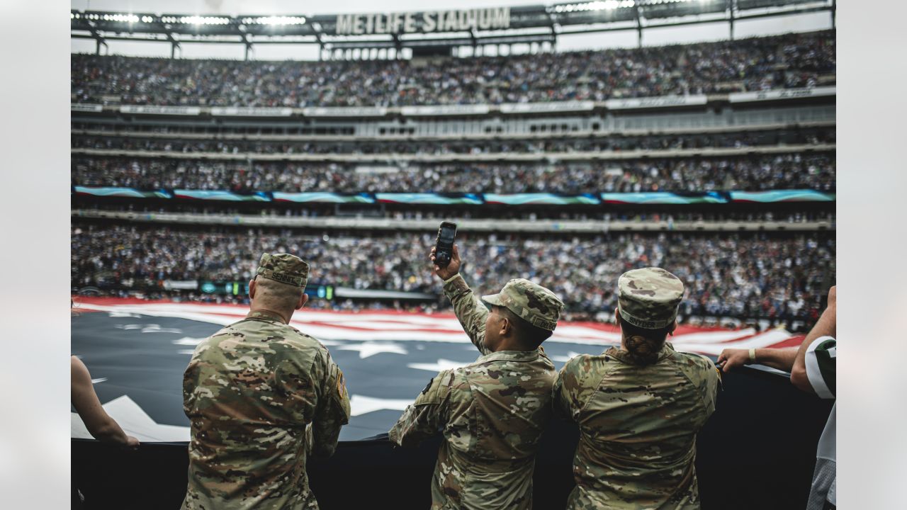 New York Jets pay tribute to America's military, veterans with annual  Salute to Service game