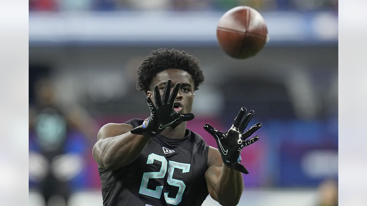 Gallery  2022 NFL Combine Cornerback Workout in Photos