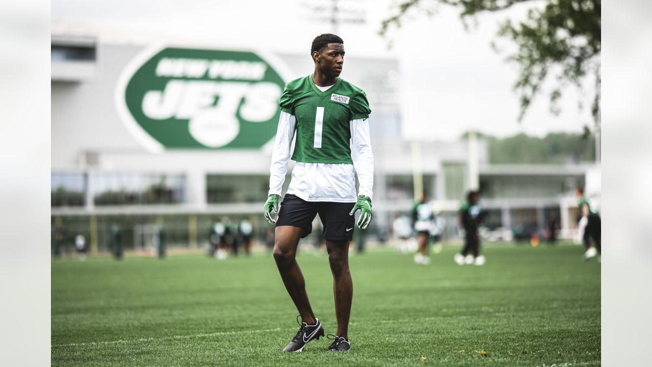 Former UC star, NY Jets rookie Sauce Gardner named to AP's 2022