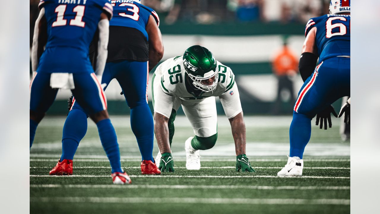 17,210 Jets Bills Stock Photos, High-Res Pictures, and Images