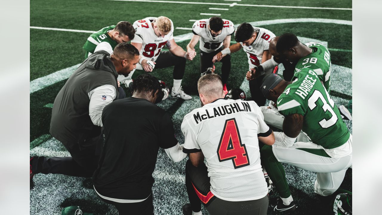 Postgame Photos  Jets vs. Buccaneers Preseason Game