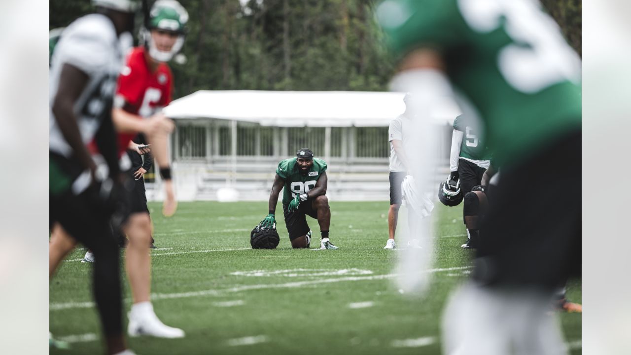 George Fant, Jets' Best Hoops Player, Is Home at Left Tackle