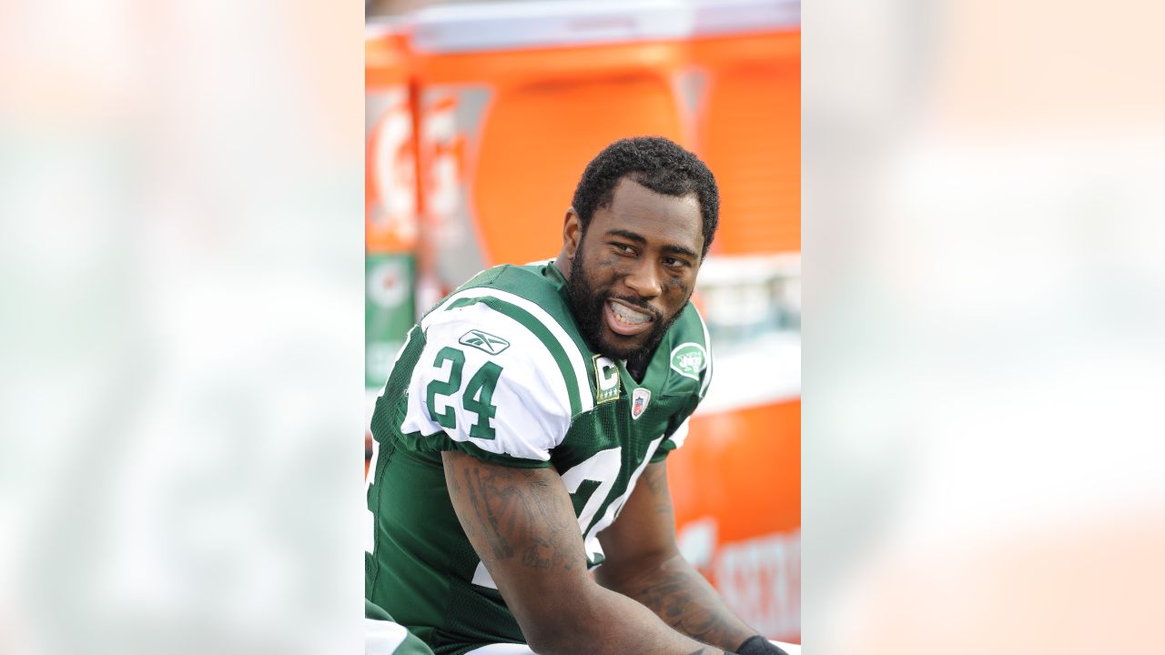 Jets Re-Introduce Darrelle Revis to New York - WSJ