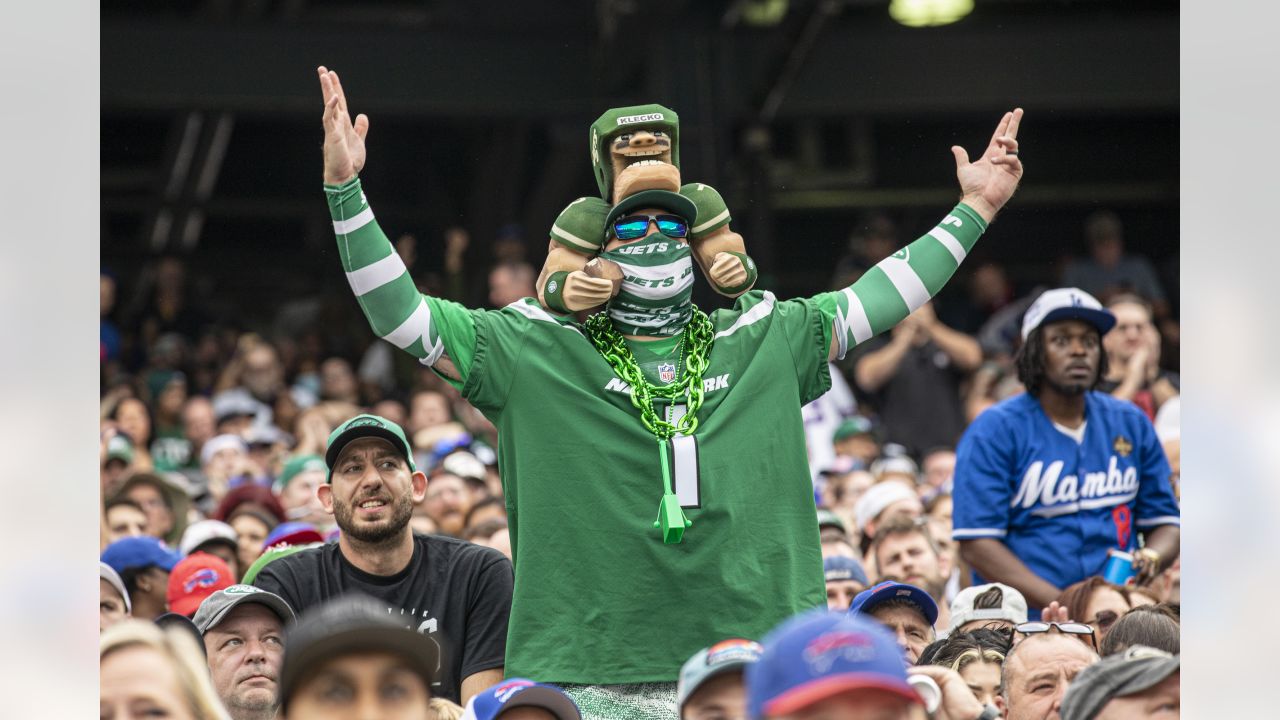 Gallery  Best of Jets Fans During the Win Over the Bills