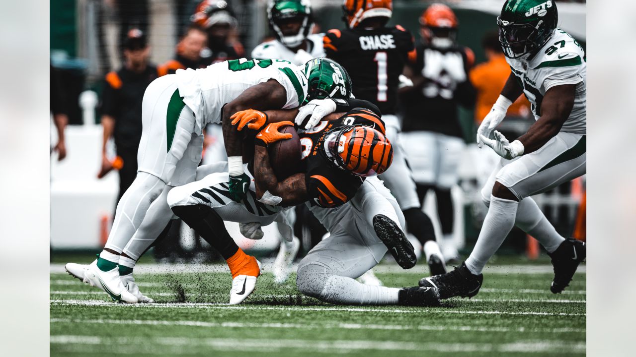 Jets-Bengals 3 Takeaways  Breece Hall, Sauce Gardner Stand Out in Week 3  Loss