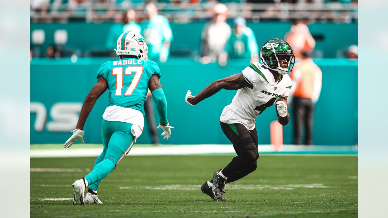 Joe Flacco, Jets fall flat in Week 11 loss to Dolphins – Reading Eagle