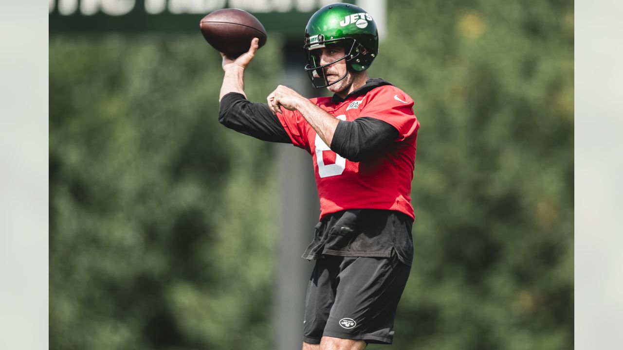 Practice Gallery  Jets Return to the Practice Field On Labor Day