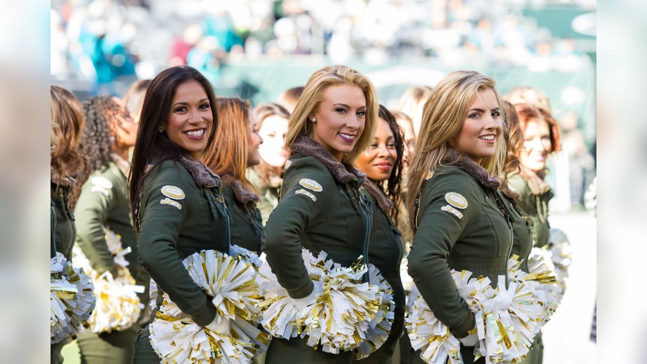 Flashback Friday – New York Jets Flight Crew Cheerleader Tara