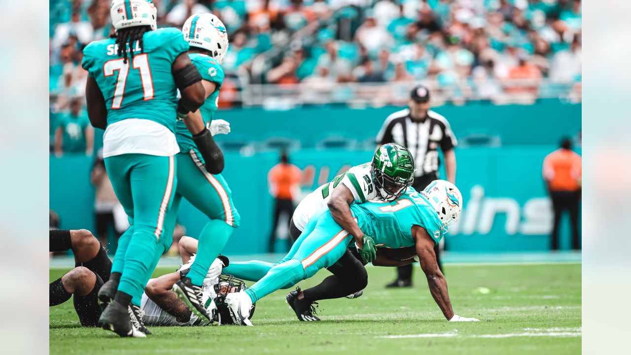 Joe Flacco's son spotted wearing Dolphins jersey instead of dad's Jets  threads