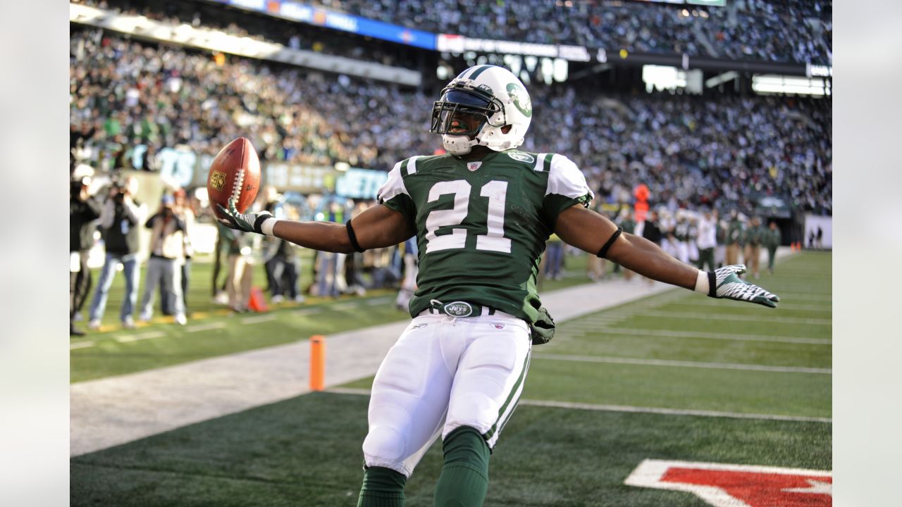 Cornerback Dimitri Patterson of the Philadelphia Eagles celebrates