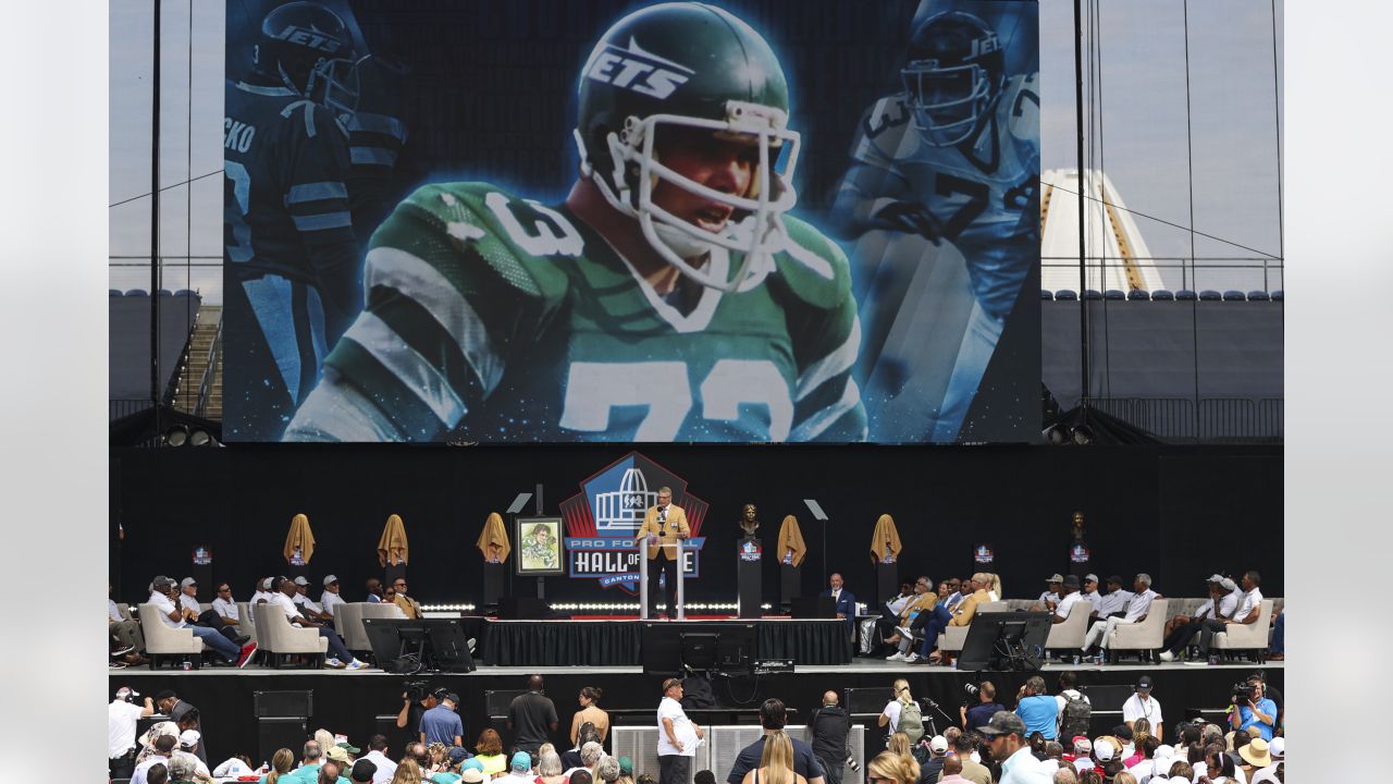 Meet Joe Klecko From Chester, a Quiet New York Jets Defenseman