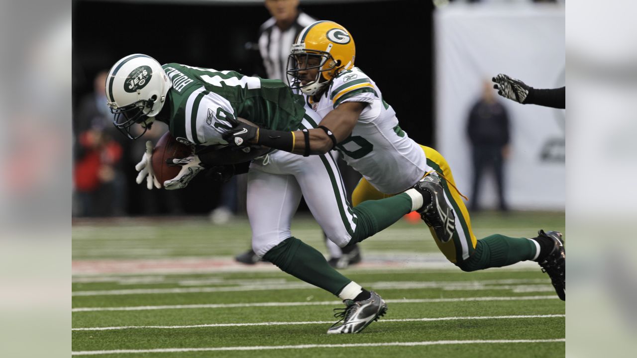 East Rutherford, New Jersey, USA. 23rd Dec, 2018. New York Jets defensive  end Leonard Williams (92) reacts after tackling Green Bay Packers running  back Jamaal Williams (30)(not pictured) in the first half