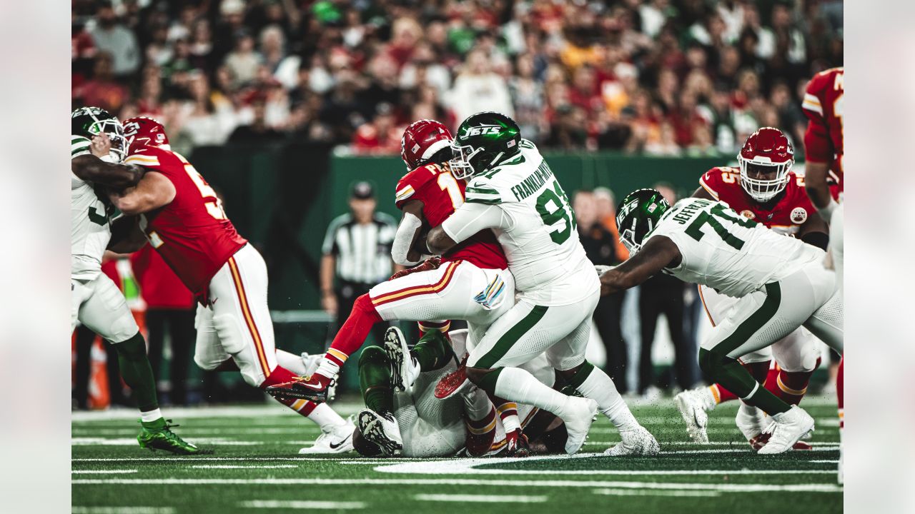 Mahomes, Chiefs overcome struggles to top Jets in MetLife, Game Recap