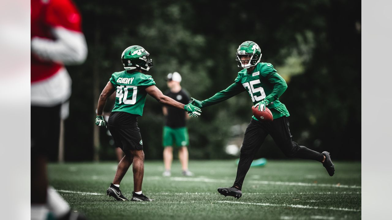 Jets wide receiver fantasy camp battles 2021: Elijah Moore, Jamison  Crowder, Denzel Mims - DraftKings Network