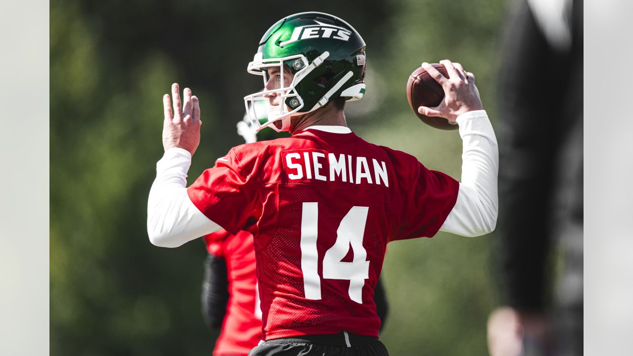 NY Jets Bringing in Trevor Siemian