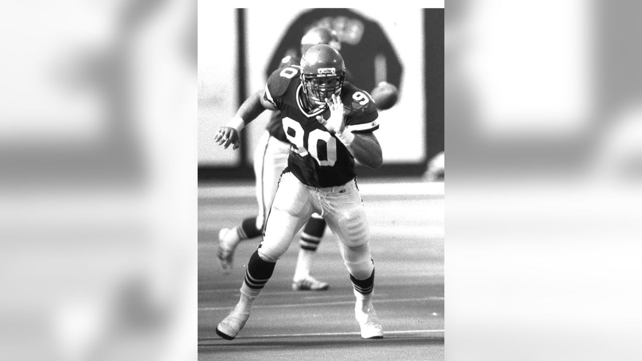 Dennis Byrd, former New York Jets star, killed at age of 50