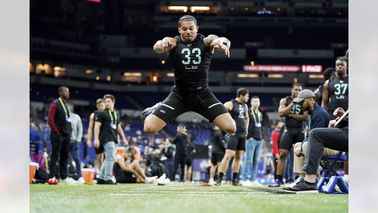 Gallery  2022 NFL Combine Linebacker Workout in Photos