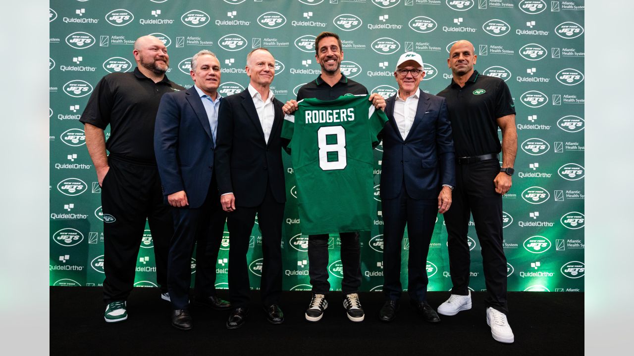 Aaron Rodgers In NY Jets Uniform (Wearing #8!)Large Heavy