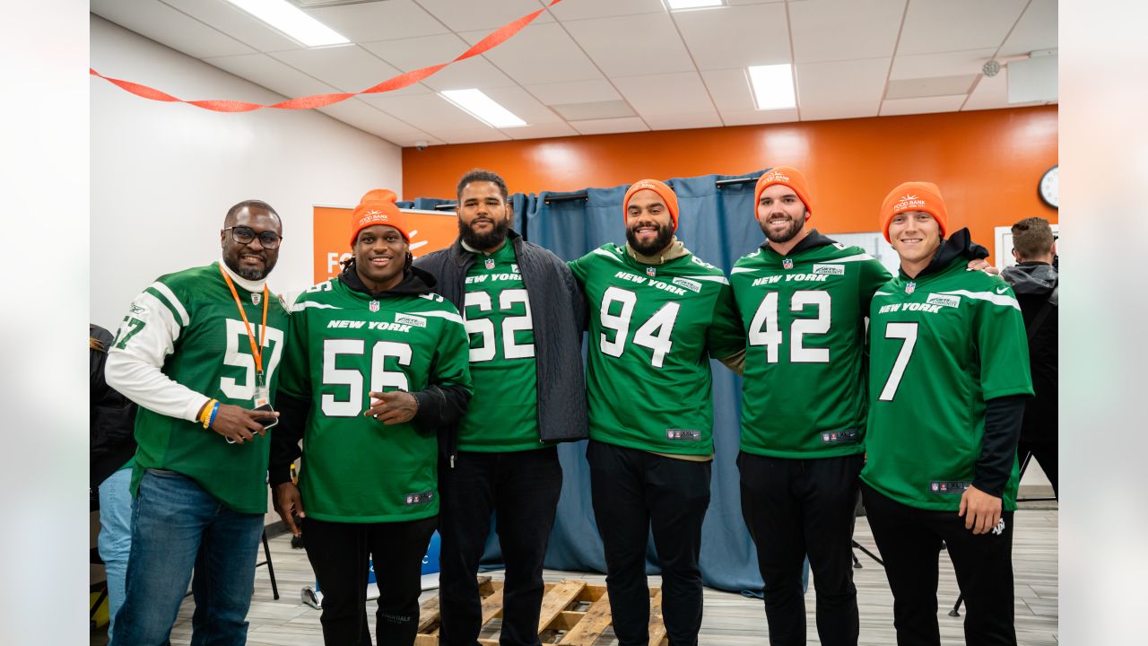 NY Jets Thanksgiving Give Back At Harlem Food Bank