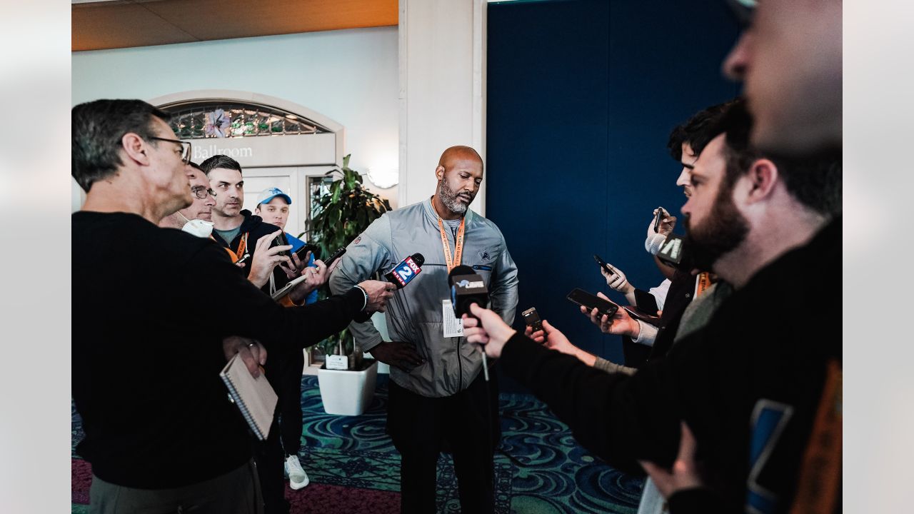 Former Eagles coach Duce Staley's future on display at Senior Bowl