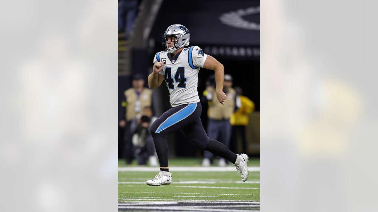 Carolina Panthers quarterback Bryce Young lays wicked juke on Detroit Lions  linebacker James Houston, turning would-be sack into gain