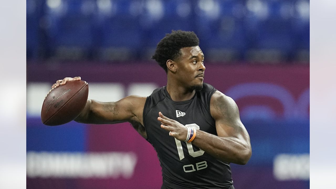 Betting Market-Implied 2022 NFL Mock Draft: Georgia's Travon Walker goes  No. 2 to the Detroit Lions, Liberty's Malik Willis lands in Carolina, NFL  and NCAA Betting Picks