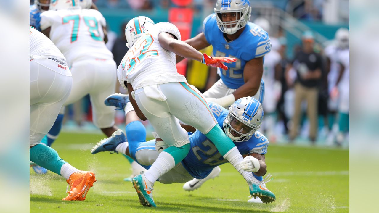 Detroit Lions offense huddles up against the Miami Dolphins during an NFL football  game, Sunday, Oct. 30, 2022, in Detroit. (AP Photo/Rick Osentoski Stock  Photo - Alamy