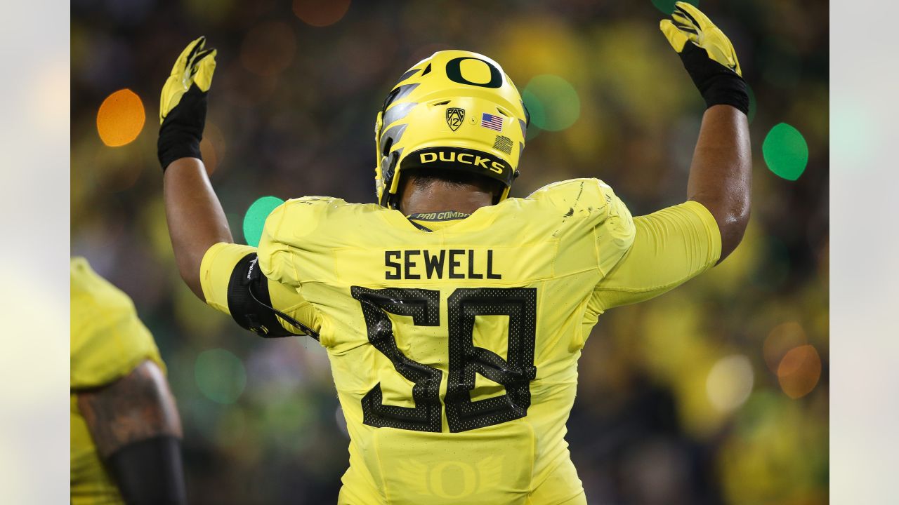 Former Oregon Ducks LT Penei Sewell's moment in the NFL draft