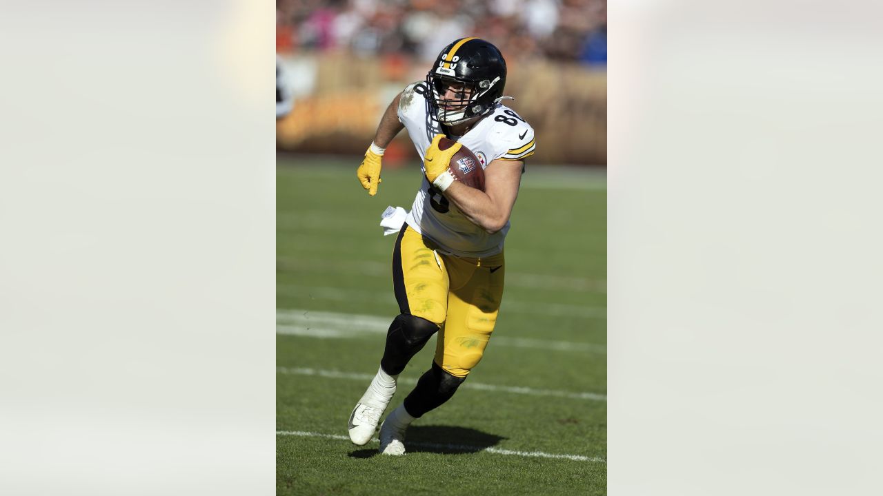 Steelers look to stay hot hosting Lions Sunday