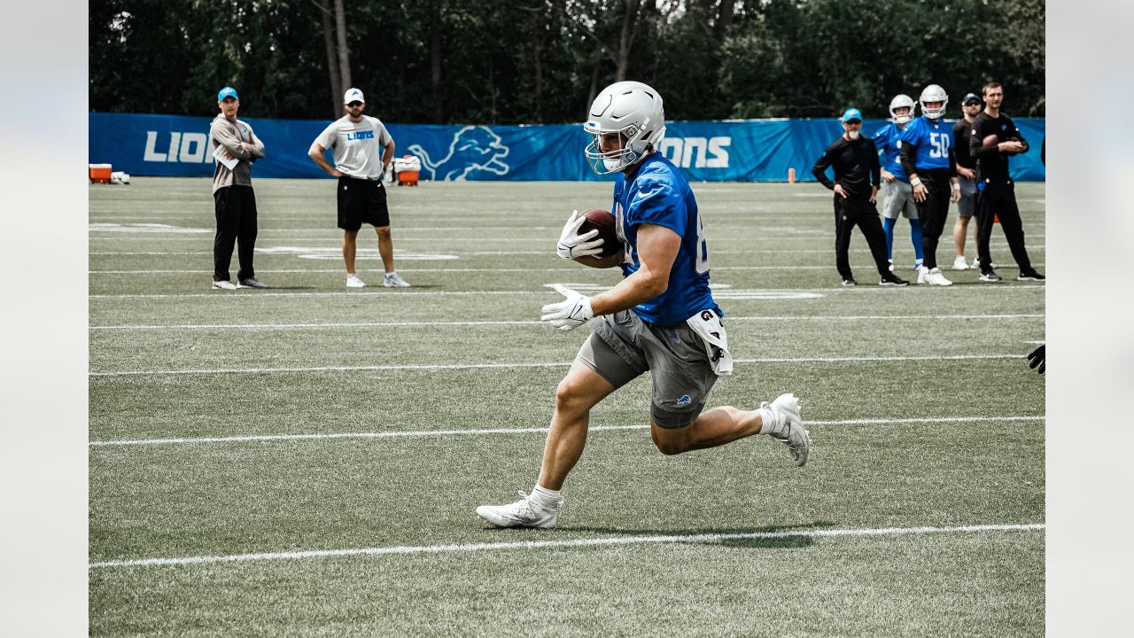 Nesbitt enjoys return to football with Detroit Lions Youth Camps