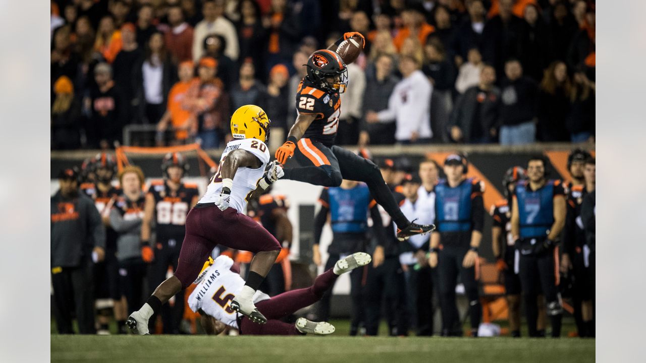 Former Beaver Jermar Jefferson Rushes For His First NFL Touchdown -  Building The Dam